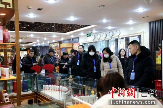 ���M�ߴ������M������ɫ���ֶY�w��^���ؿ�����H���w�������ʡ���M�߅f(xi��)��/���D