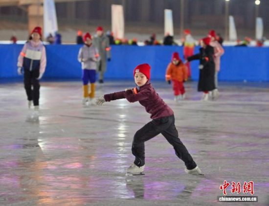 1��6���������L����С�\�ӆT���^��չʾ���ӻ��������� �z